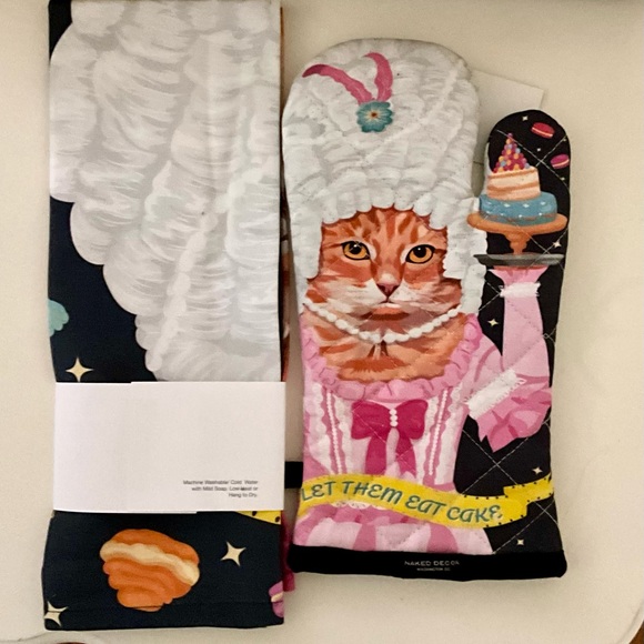 Orange Tabby Marie Antoinette Let Them Eat Cake 2pc Mitt & Towel Set NEW - Picture 2 of 2